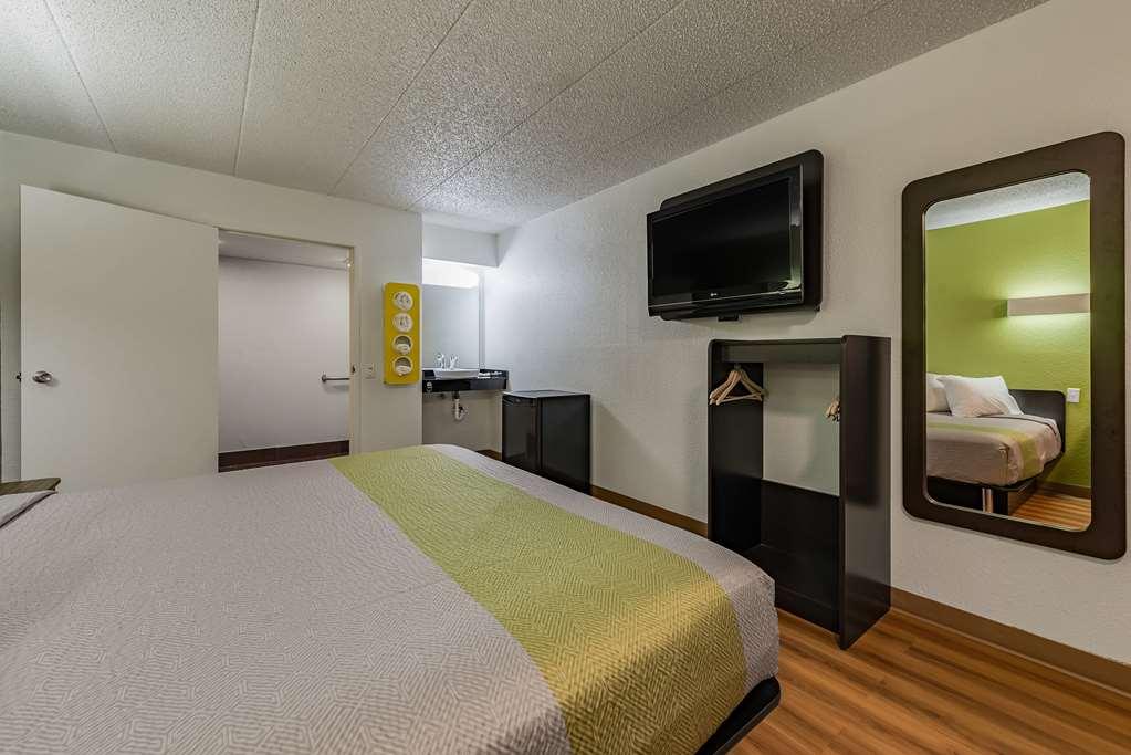 Days Inn By Wyndham Cincinnati I-71 Silverton Pokój zdjęcie