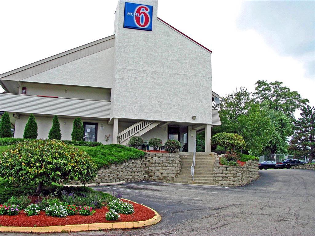 Days Inn By Wyndham Cincinnati I-71 Silverton Zewnętrze zdjęcie